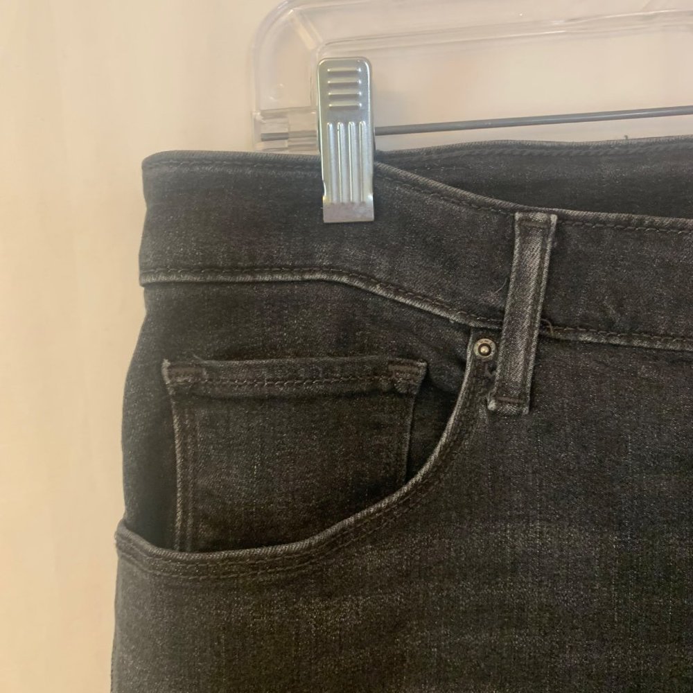 Levi's Mid Rise Skinny - Picture 2 of 13